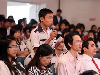 Tư vấn tuyển sinh năm 2012 tại tỉnh Ninh Thuận
