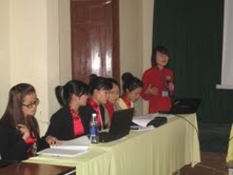 Hội nghị khoa học sinh viên khoa du lịch lần thứ VII, năm 2013
