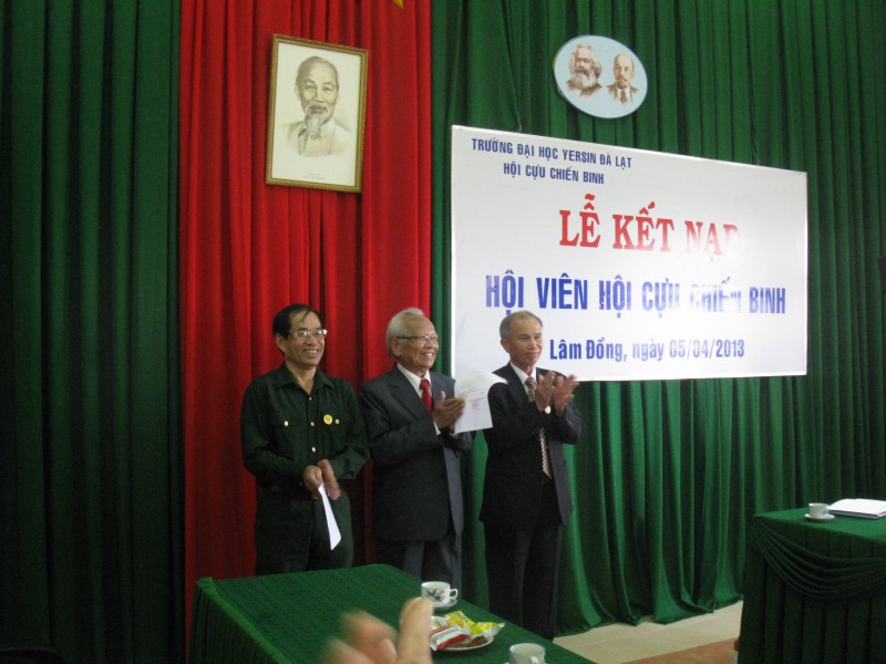 Hội Cựu chiến binh tổ chức kết nạp hội viên mới