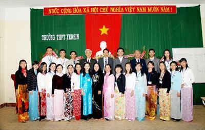 Giới thiệu trường THPT Yersin