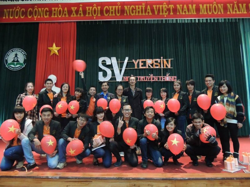 Đội tuyển SV 2012 trường Đại học Yersin Đà Lạt tổ chức ngày truyền thống 30/12