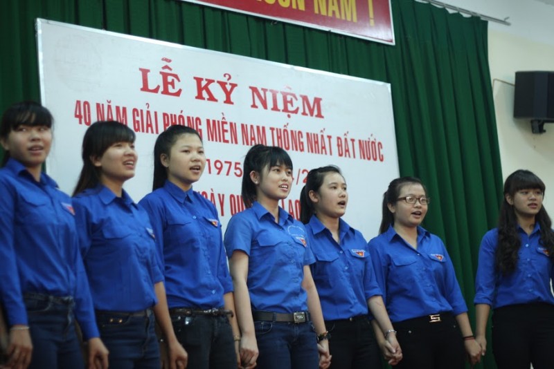 Kỷ niệm 40 năm ngày giải phóng miền Nam thống nhất đất nước và 129 năm ngày Quốc tế lao động
