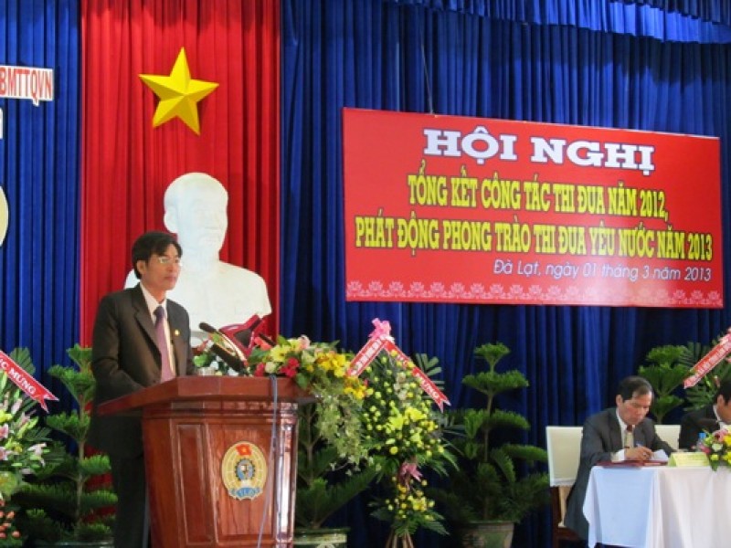 Học tập Nghị quyết đại hội Đoàn các cấp và hội thi “Cán bộ đoàn tài năng” năm 2013