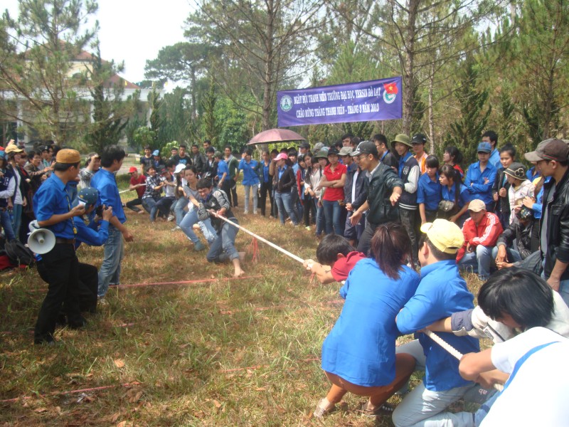 Đoàn Thanh niên tổ chức “Ngày hội Thanh niên” năm 2013