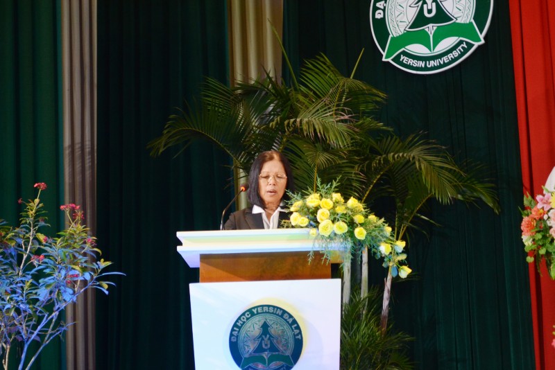 Bài phát biểu của phụ huynh SV trong Lễ trao bằng tốt nghiệp niên khóa 2008 – 2012