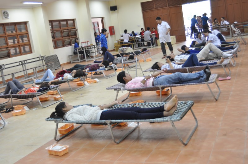 Hiến máu tình nguyện tại trường Đại học Yersin Đà Lạt