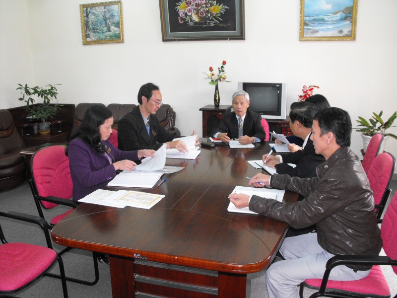 Đảng ủy trường Đại học Yersin Đà Lạt họp đánh giá chất lượng tổ chức cơ sở Đảng và Đảng viên cuối năm 2013