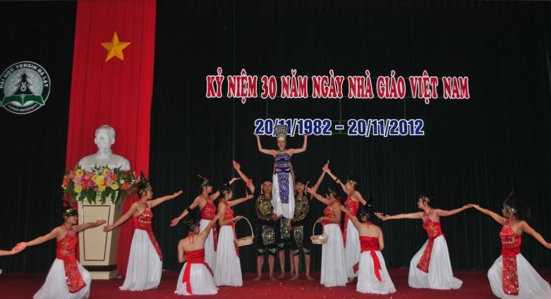 Tọa đàm, công diễn và trao giải cuộc thi văn nghệ chào mừng ngày Nhà giáo Việt Nam 20.11.2012