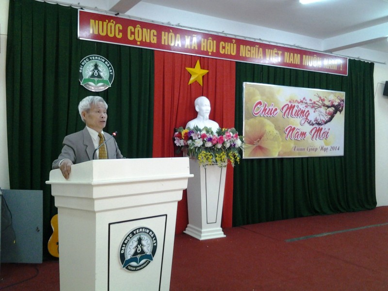 Cán bộ, giảng viên trường Đại học Yersin Đà Lạt gặp mặt đầu xuân Giáp Ngọ 2014