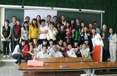 Sinh viên Đại học Yersin Đà Lạt giao lưu với sinh viên Quốc tế