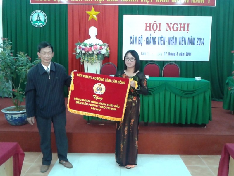 Hội nghị người lao động trường Đại học Yersin Đà Lạt năm 2014