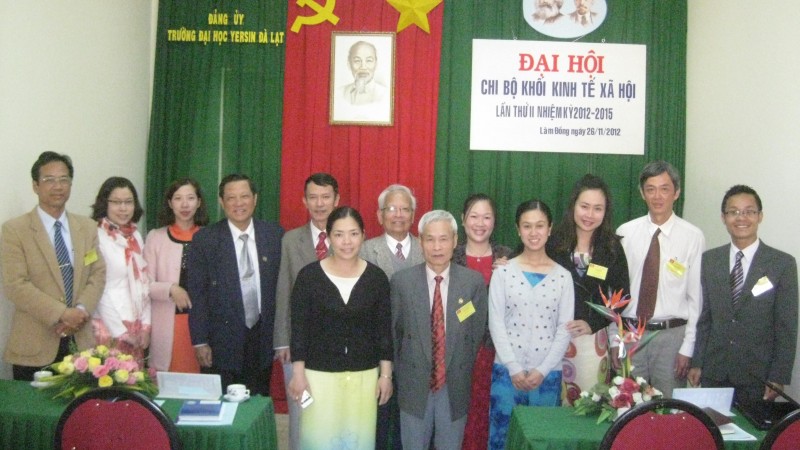 Đại hội Chi bộ khối Kinh tế – Xã hội, nhiệm kỳ 2013 – 2015