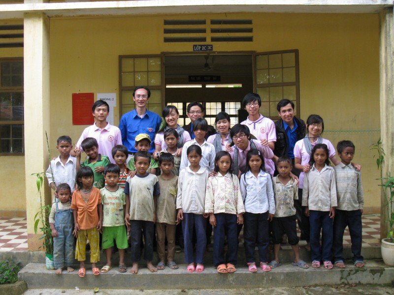 Ban Chỉ huy đi thăm và chỉ đạo chiến dịch tình nguyện Mùa hè xanh