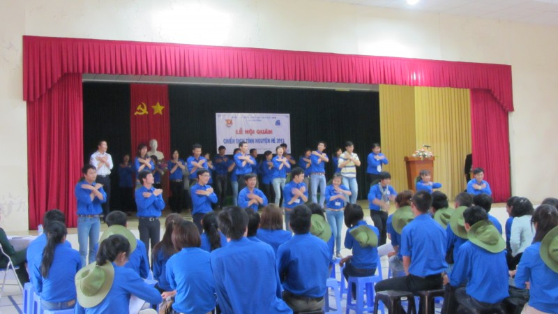 Tham dự Lễ thắp nến tri ân các anh hùng liệt sĩ 27/7