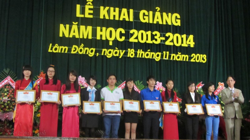 Trường Đại học Yersin Đà Lạt tổ chức lễ khai giảng năm học 2013 – 2014