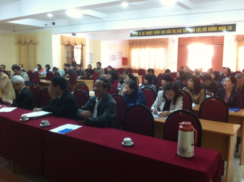 Trường Đại học Yersin Đà Lạt tổ chức phổ biến Luật công đoàn và Luật lao động sửa đổi năm 2012