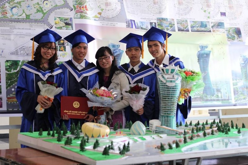 4 sinh viên khoa Kiến trúc được nhận hợp đồng làm việc tại Nhật Bản