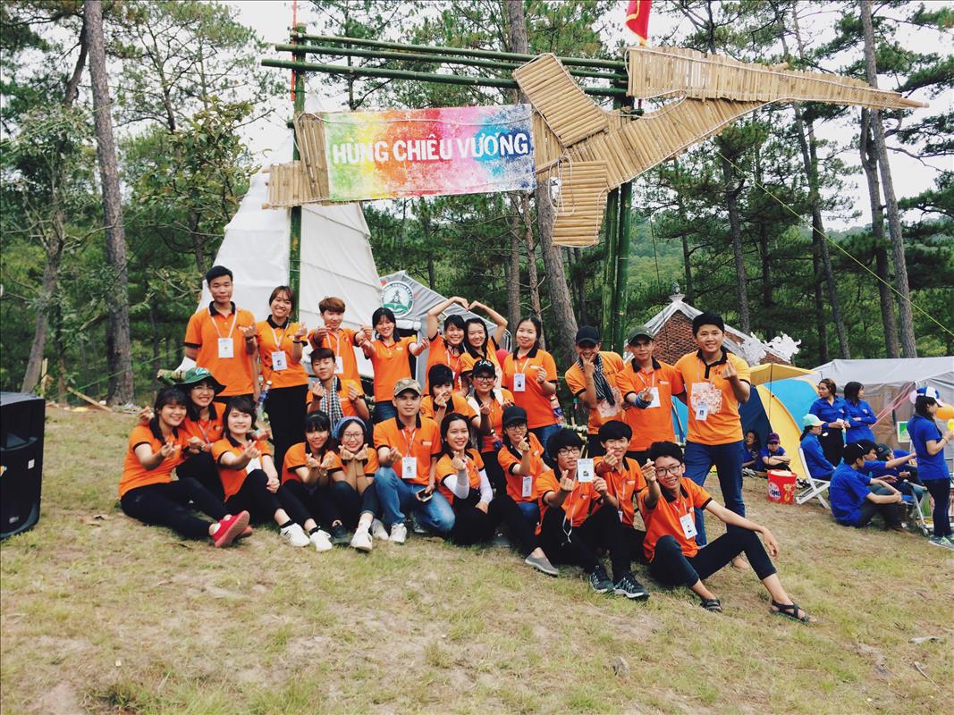 Sinh viên trường Đại học Yersin Đà Lạt tham gia Lễ hội giỗ tổ Hùng Vương 2016