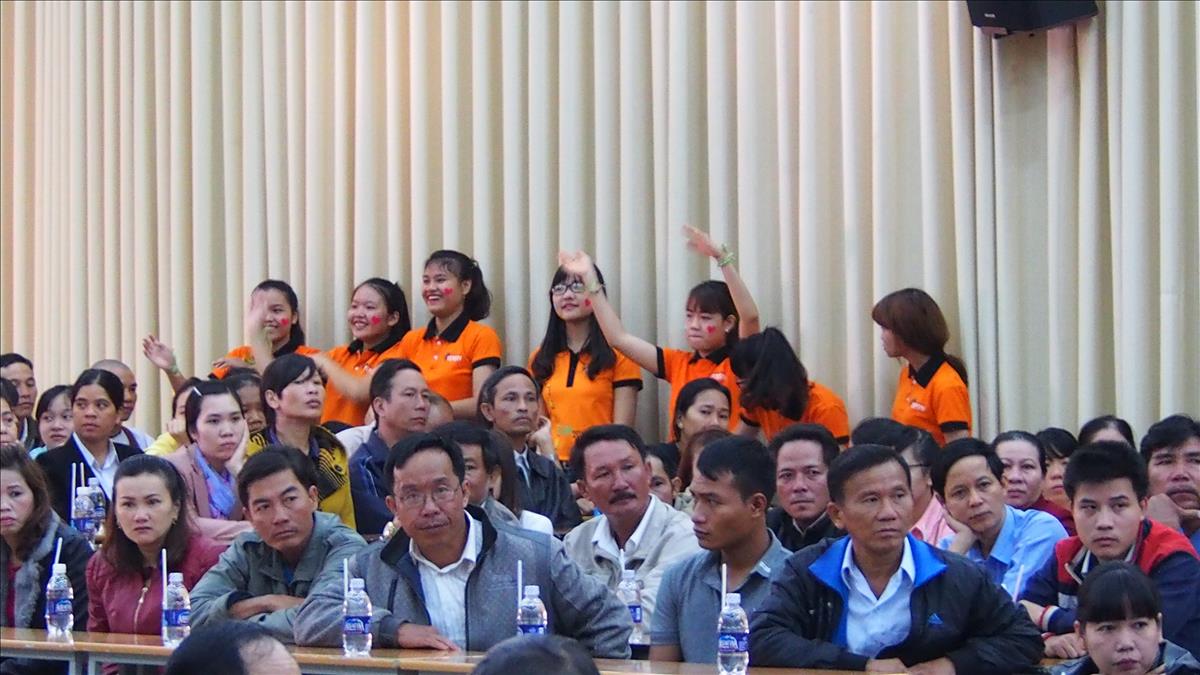 Gặp mặt phụ huynh tân sinh viên K13: Gần gũi, thân tình và cởi mở