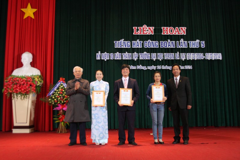 Liên hoan Tiếng hát Công đoàn trường Đại học Yersin Đà Lạt lần thứ V