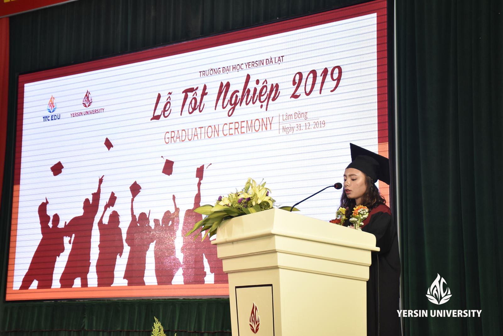 Lễ tốt nghiệp, Trường Đại học Yersin Đà Lạt