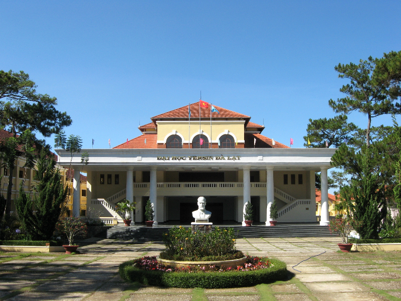 Cuộc thi “Trí tuệ Yersin” năm học 2009 – 2010
