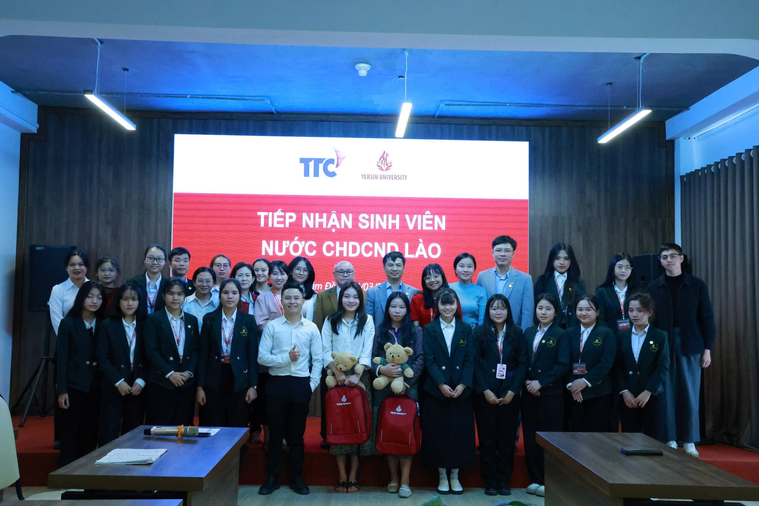 Lao International Students Receive Scholarships To Study At YersinUni
