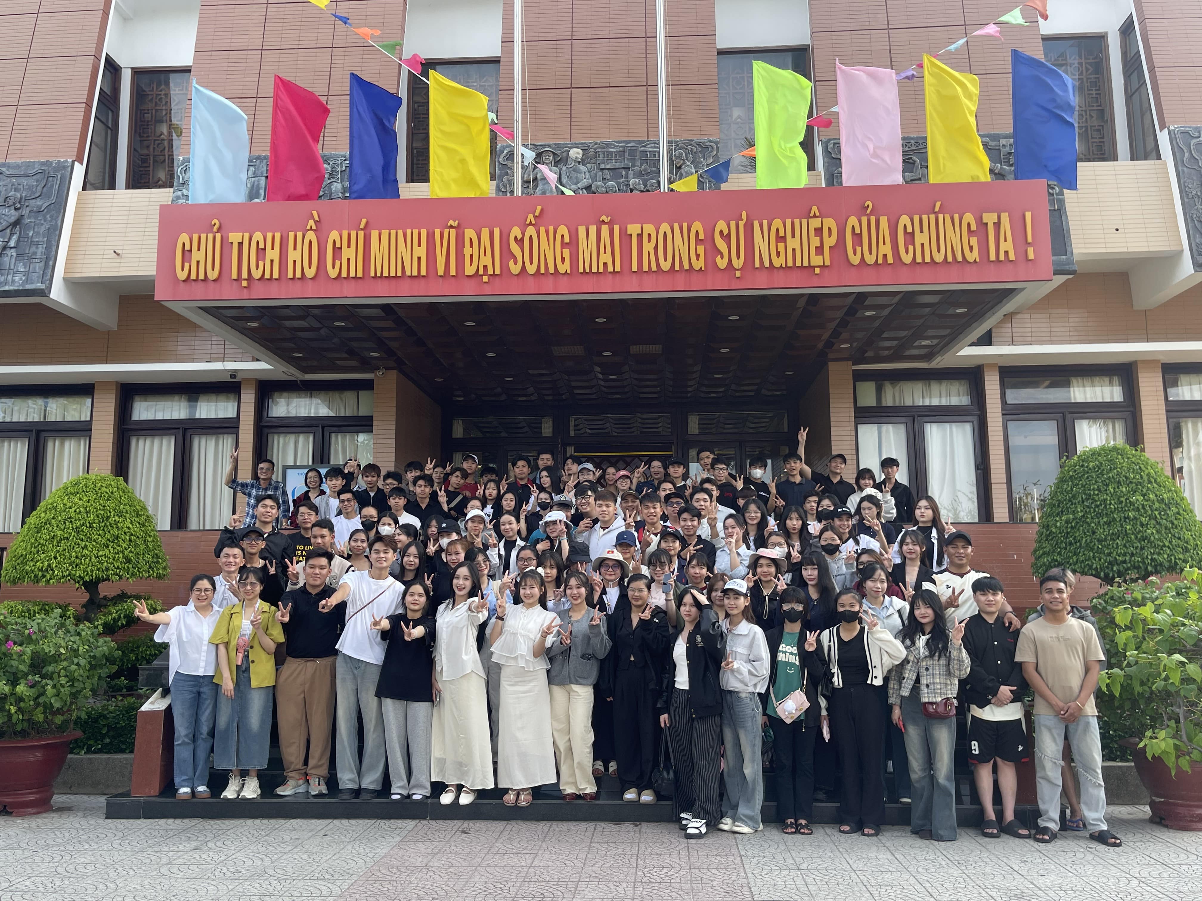 “Học kỳ doanh nghiệp” đầy bổ ích của Yersiner Luật kinh tế khóa 20, 21