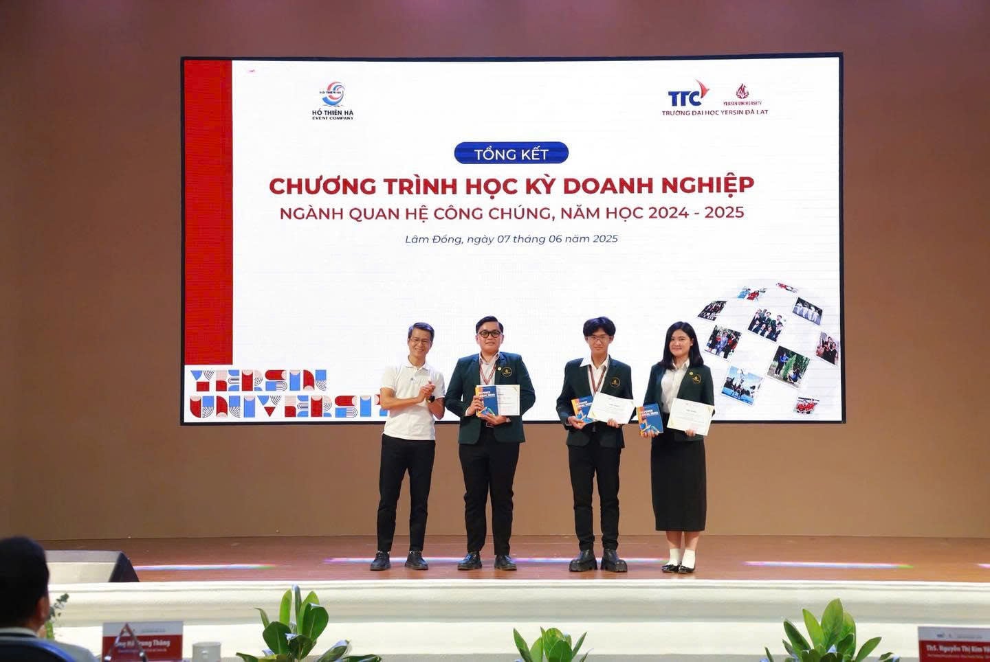 Tổng kết Học kỳ doanh nghiệp lớp Quan hệ công chúng K19