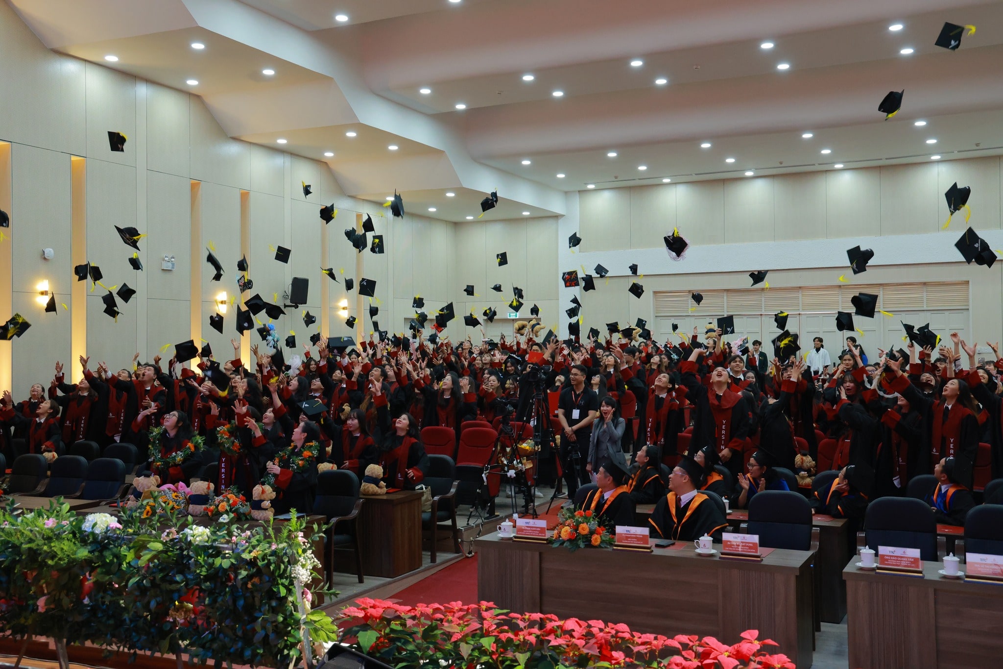 Cùng chờ đón Lễ tốt nghiệp YersinUni 2025