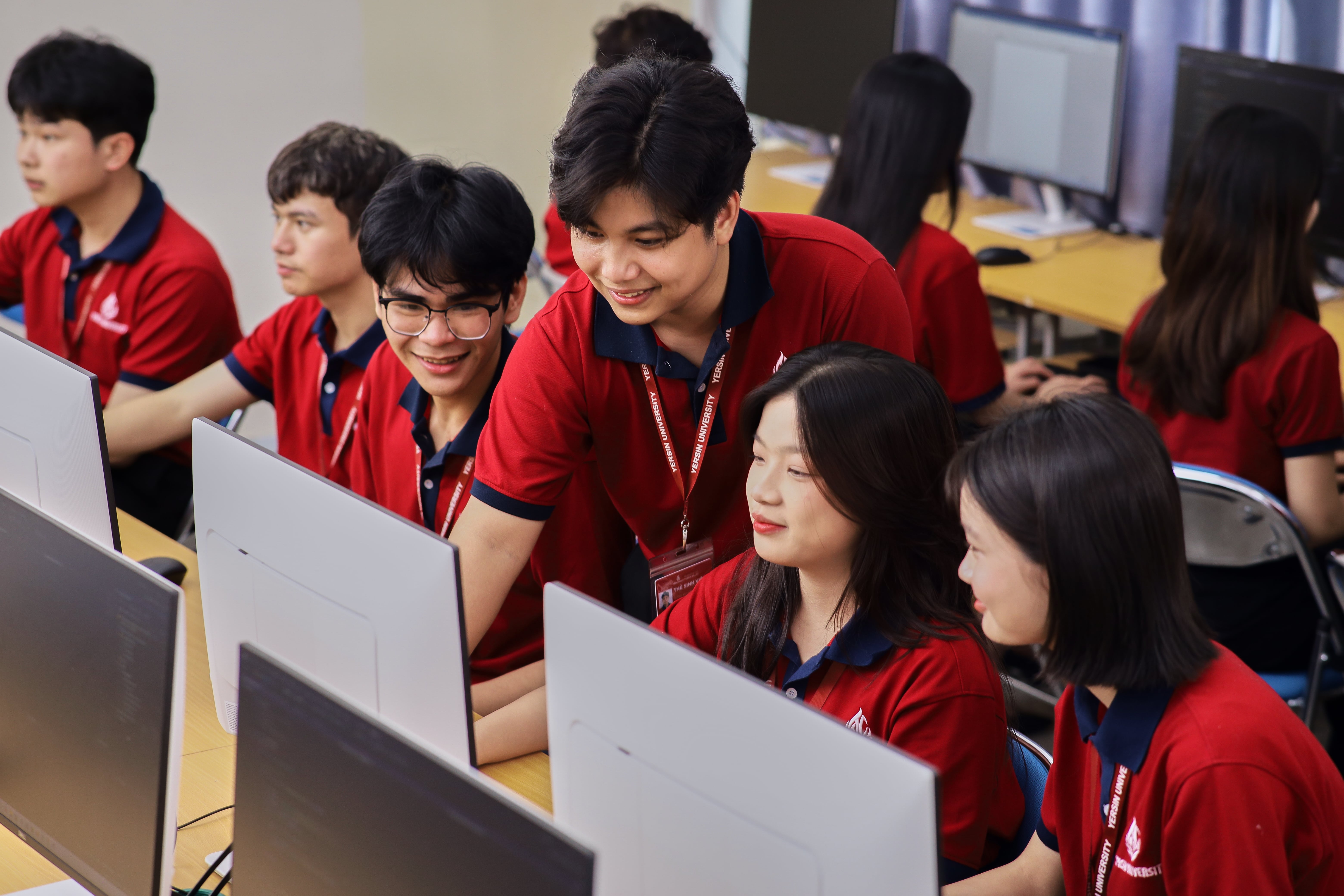 Khối ngành Công nghệ thông tin YersinUni có gì hấp dẫn Z?