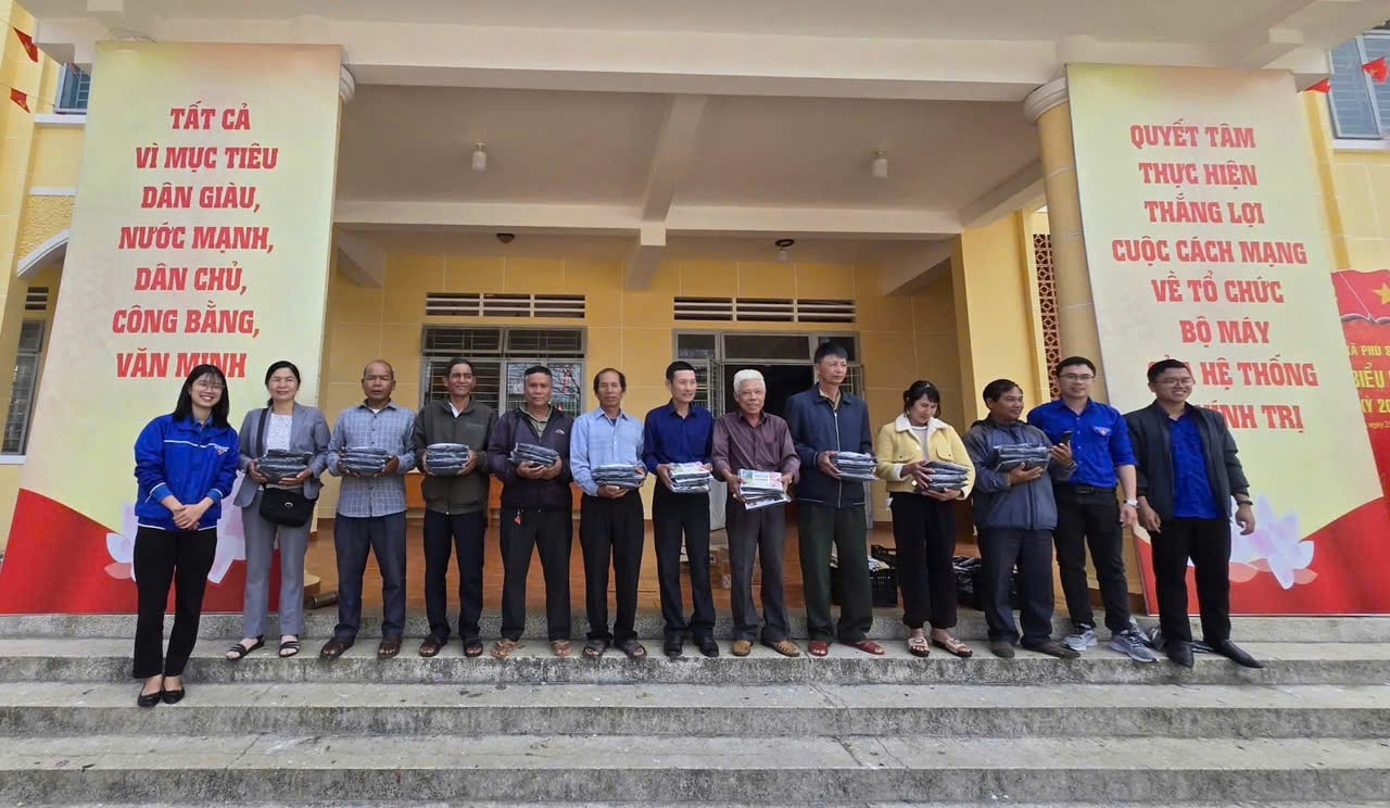 YersinUni chuyển giao công nghệ cho nông dân xã Phú Sơn Lâm Hà, Lâm Đồng