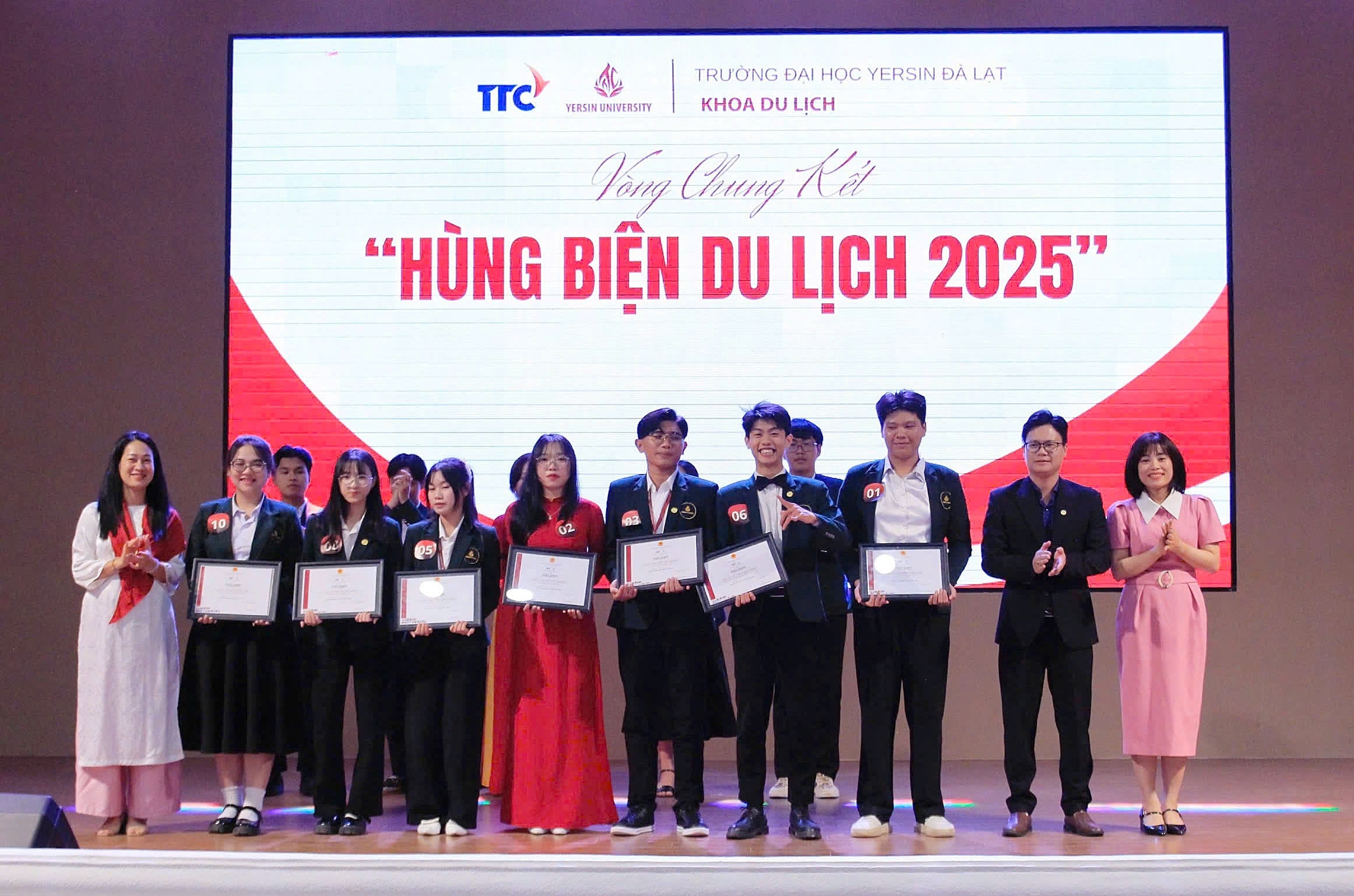 Cuộc thi “Hùng biện du lịch 2025” Khoa Du lịch YersinUni