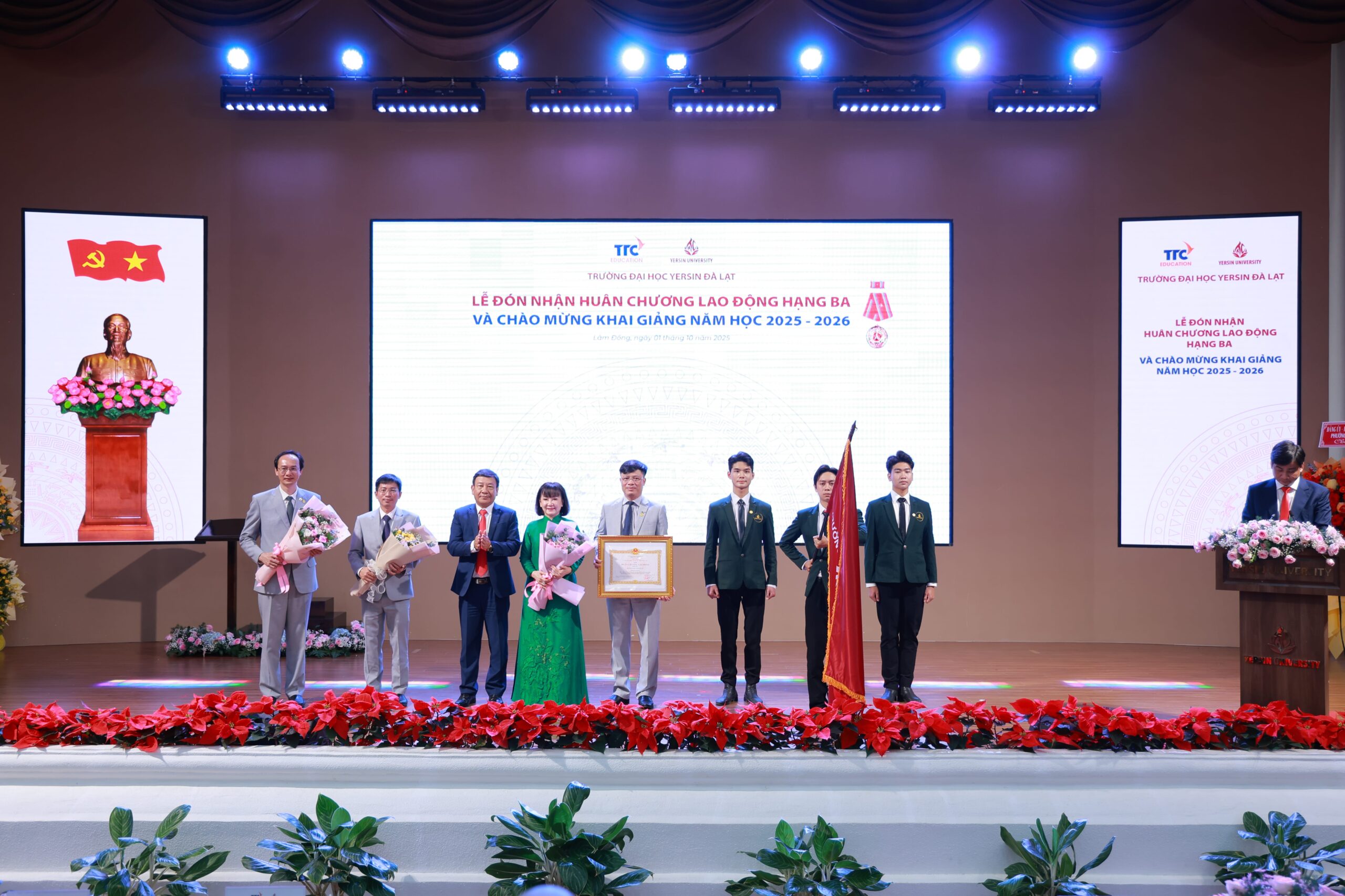 Lễ đón nhận Huân chương Lao động hạng Ba và chào mừng khai giảng năm học 2025 – 2026 thành công rực rỡ