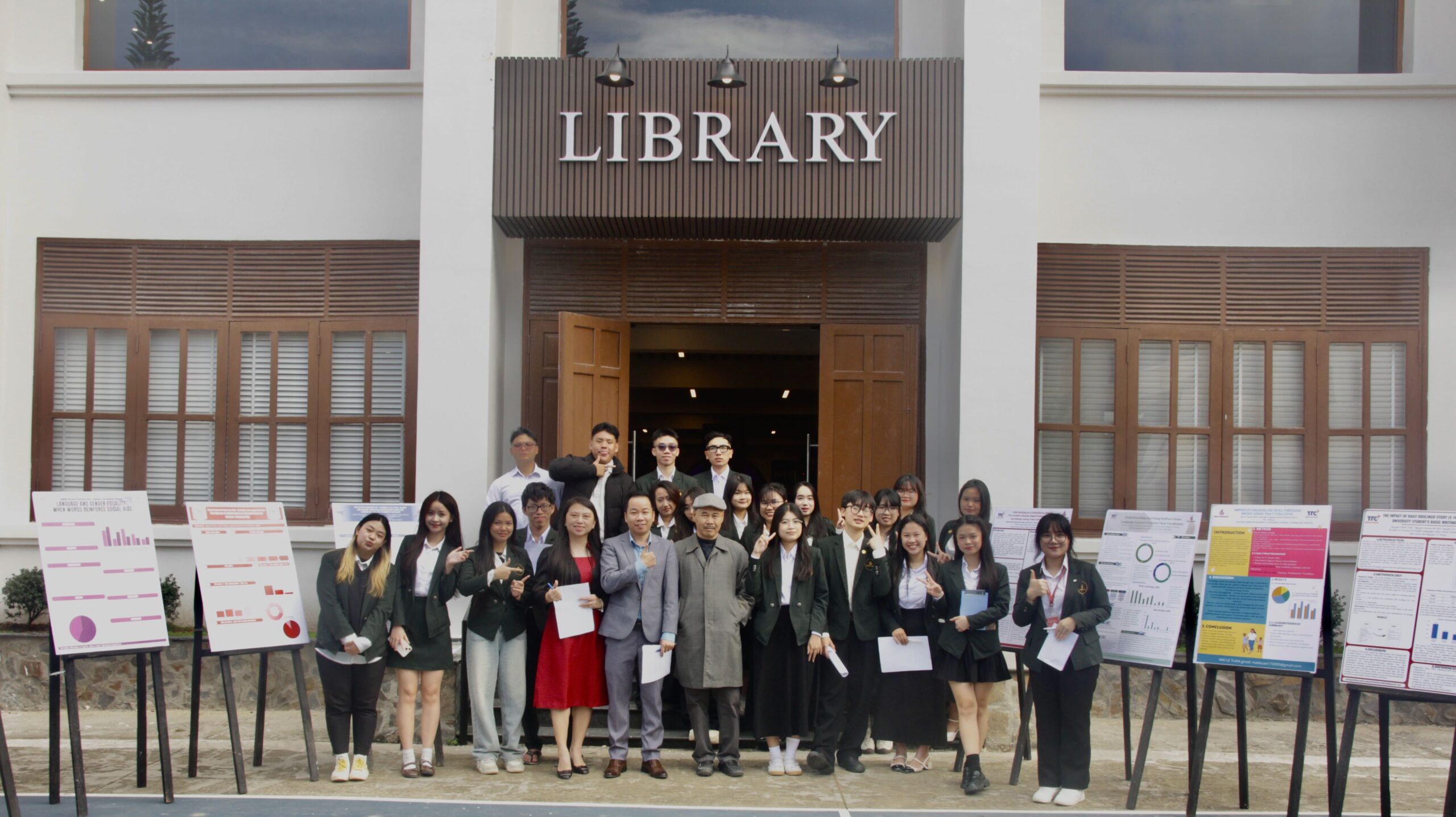 Sự kiện “Student Research Conference 2025” của Yersiners Ngôn ngữ Anh