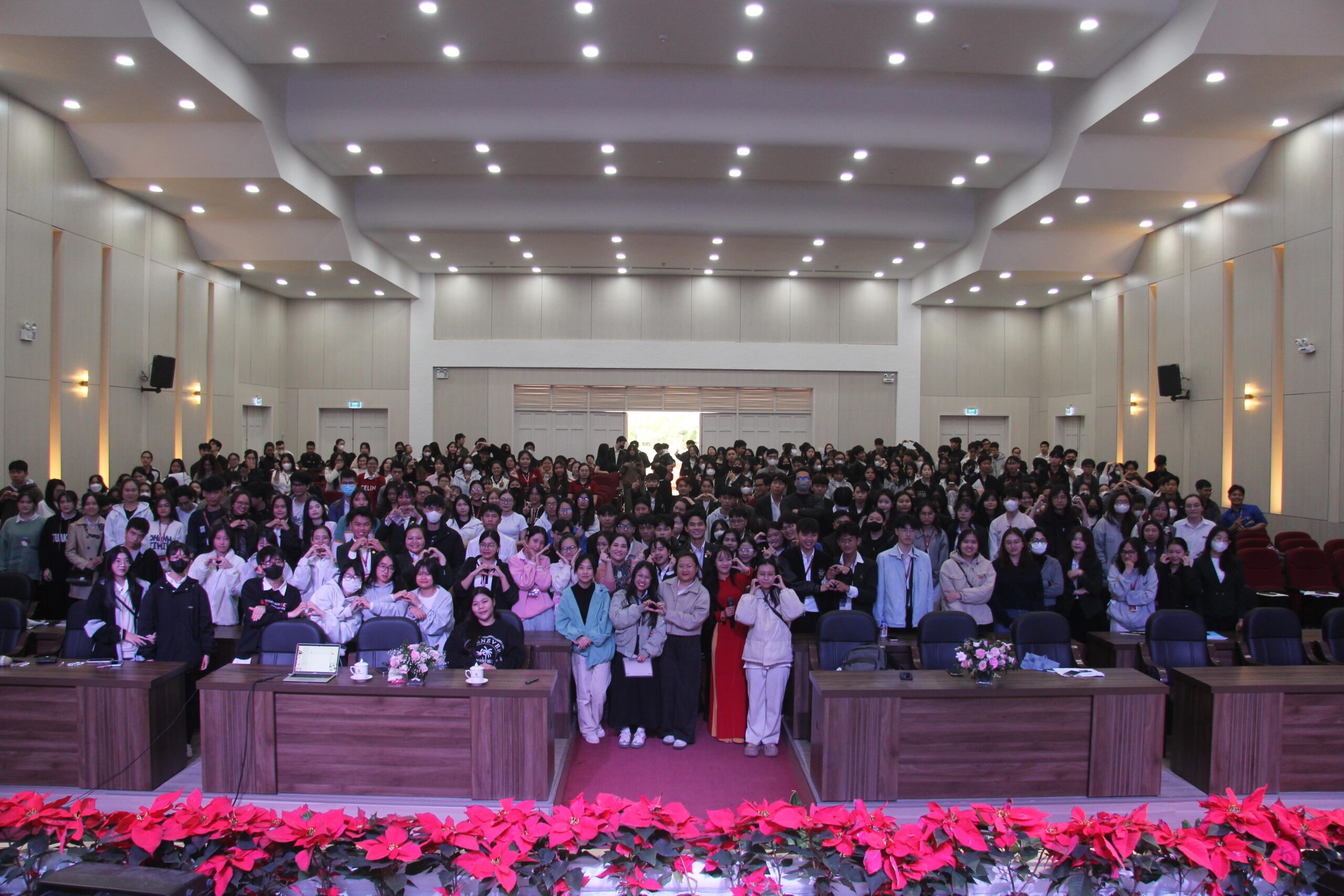 Tuần Công dân – Sinh viên 2025 nhiều giá trị của Yersiners