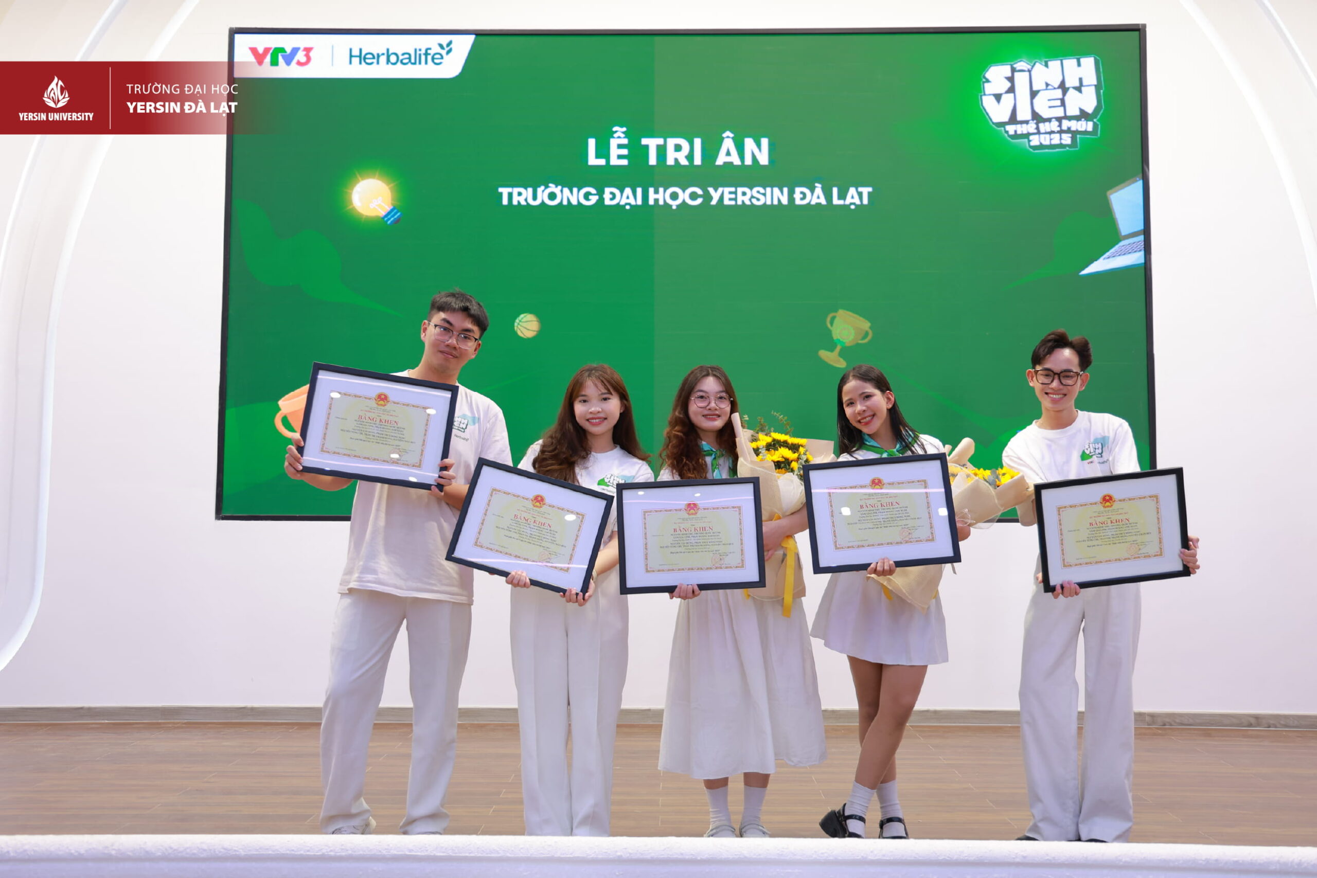 Tự hào Yersiners Á quân toàn quốc “Sinh viên Thế hệ mới 2025”