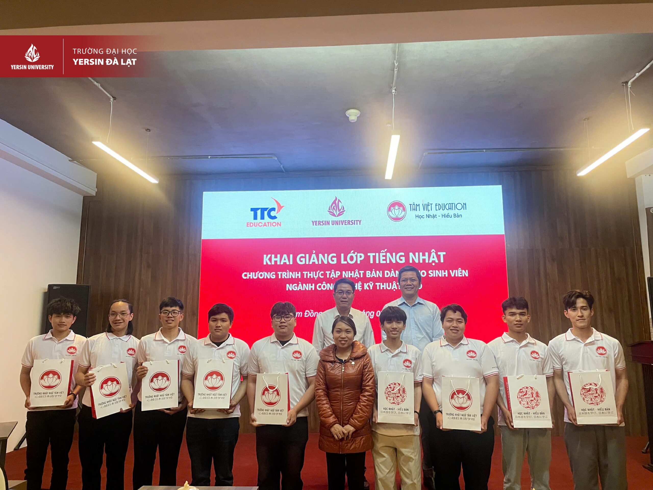 Yersiners Công nghệ kỹ thuật ô tô được học tiếng và thực tập tại Nhật Bản