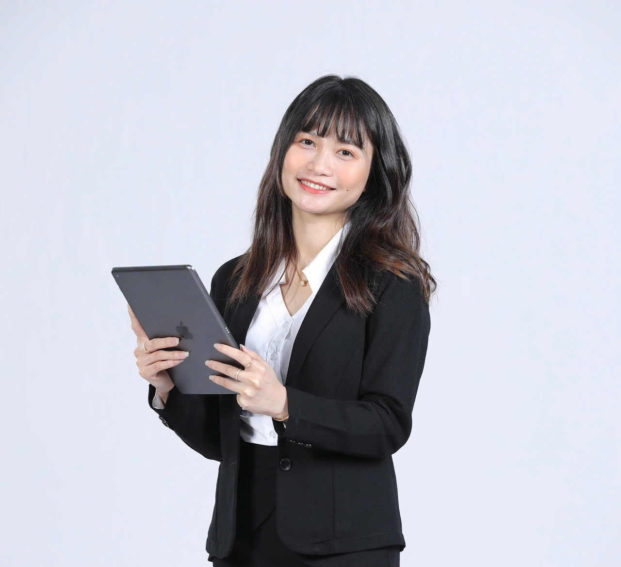 Thông báo tuyển sinh trình độ đại học ngành Ngôn ngữ Anh, Công nghệ thông tin và Luật kinh tế đối với thí sinh đã tốt nghiệp trình độ đại học trở lên năm 2026