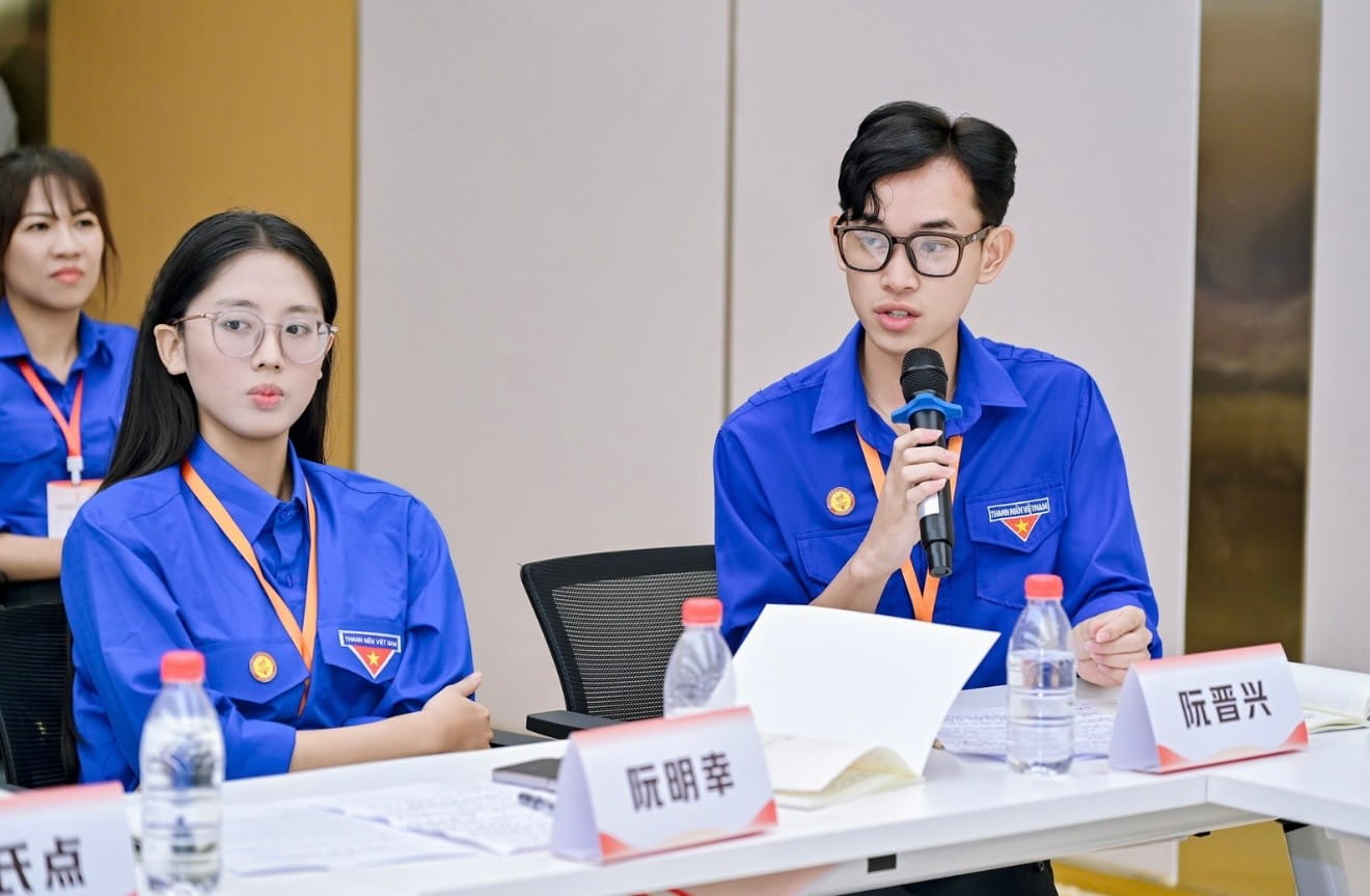 Yersiner Nguyễn Tấn Hưng ghi dấu ấn tại “Hành trình đỏ 2026”