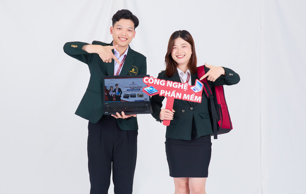 Ngành công nghệ thông tin học gì ra làm gì Có dễ xin việc không?