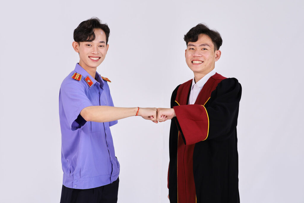 Ngành luật kinh tế học có khó không ra trường làm gì?