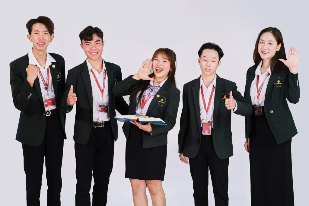 Ngành quản trị kinh doanh học trường nào tốt?