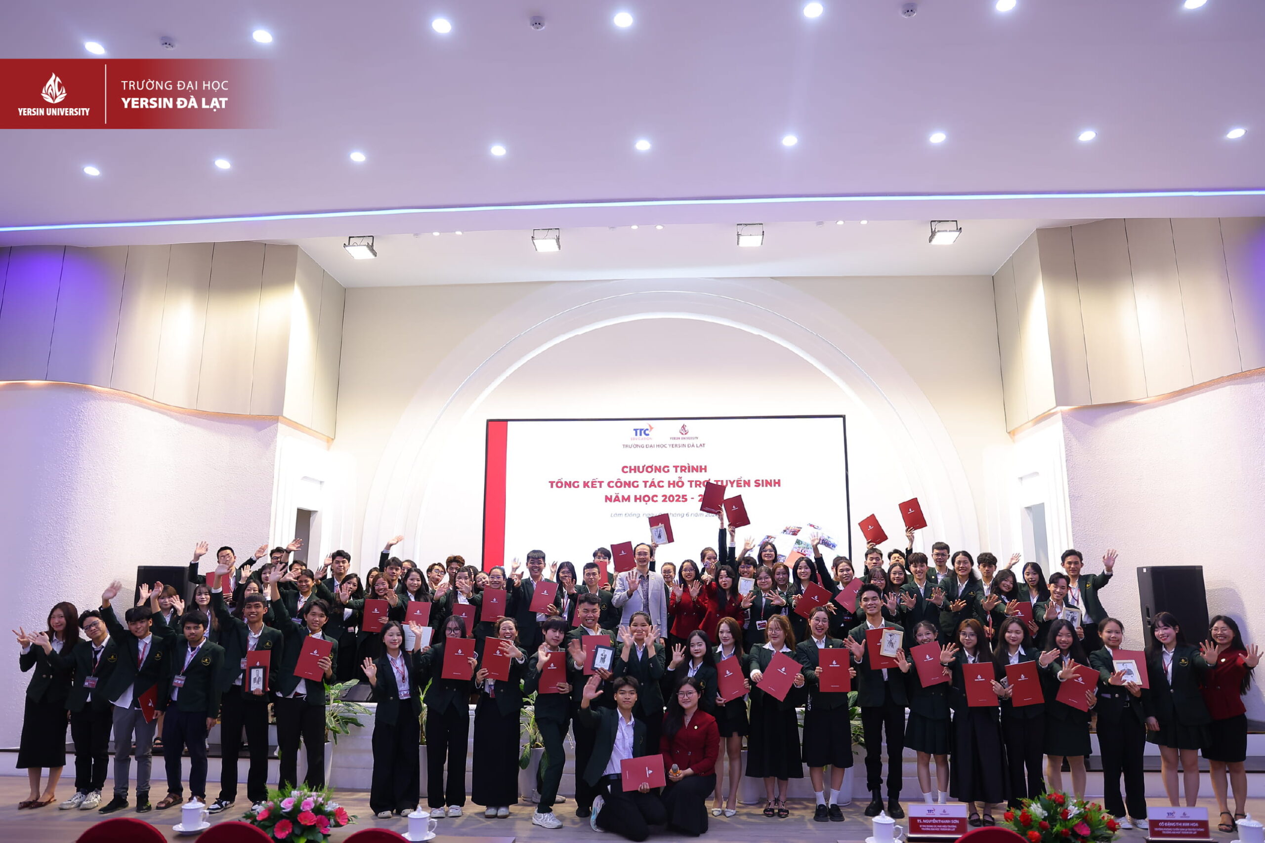 YersinUni tổng kết công tác hỗ trợ tuyển sinh 2025 – 2026