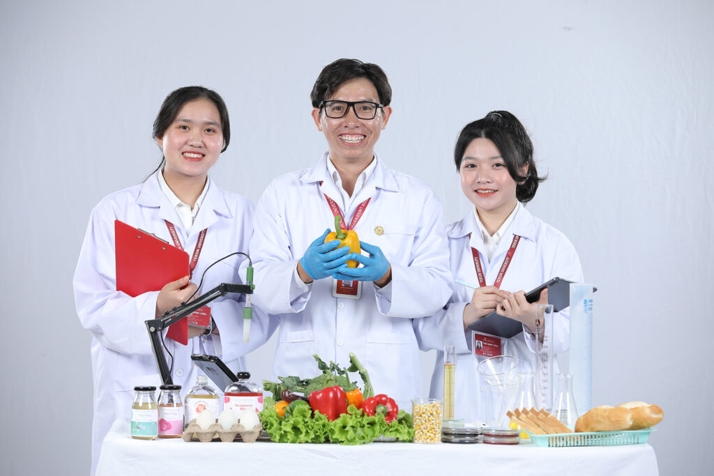 Con gái có nên học ngành Công nghệ Thực phẩm không? Ưu điểm và cơ hội nghề nghiệp