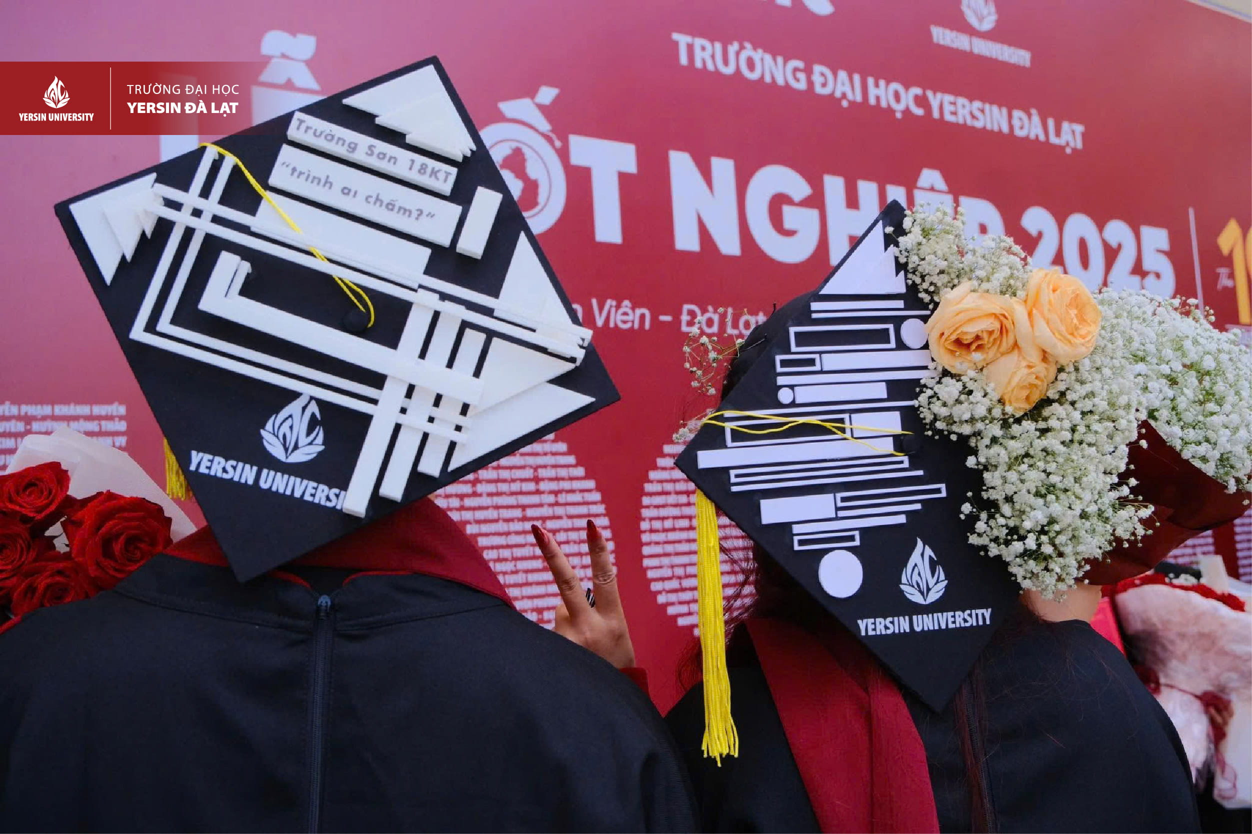 Khóa 20 ơi đã sẵn sàng nhận mũ tốt nghiệp chưa?