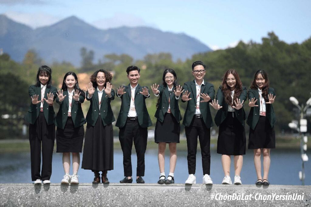 Lương ngành Tâm lý học bao nhiêu? Mức thu nhập và triển vọng nghề nghiệp mới nhất